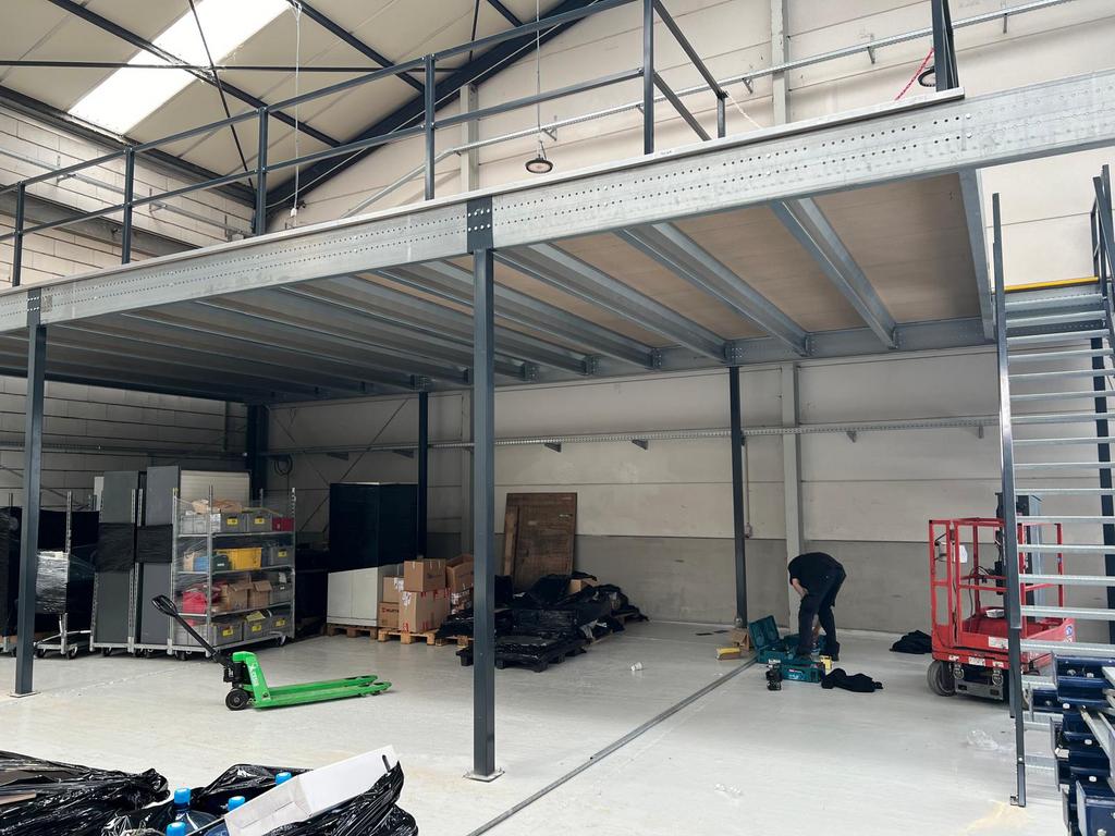 Nieuwe Entresolvloer 12x10 120m2, Verzenden
