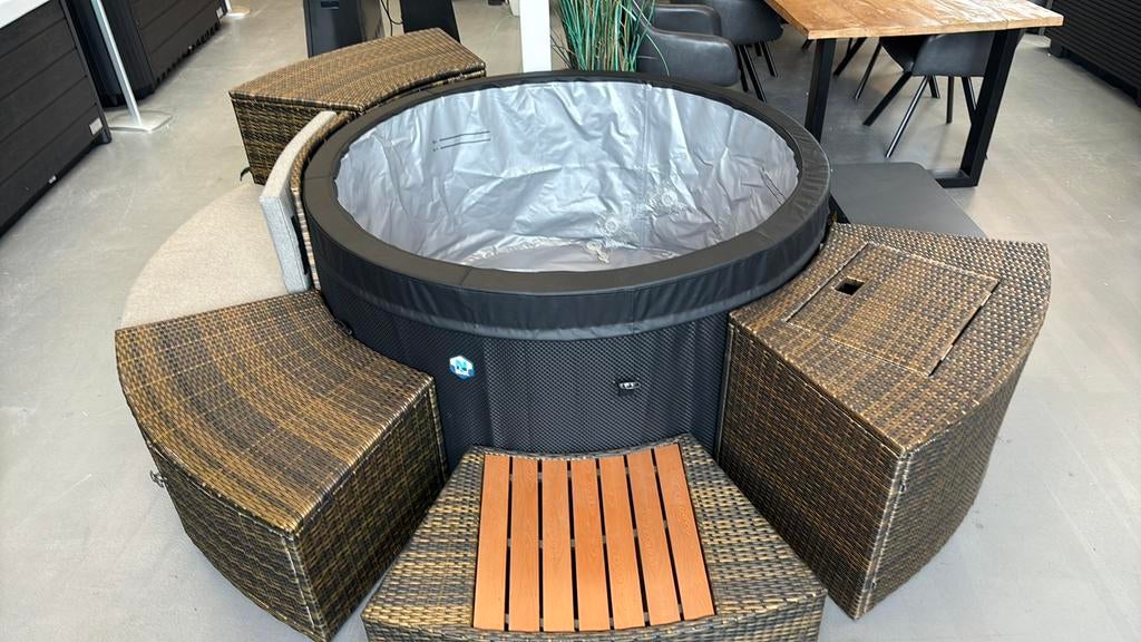 NetSpa Ice 5 KW met meubel surround jacuzzi en ijsbad in één, Ophalen, Nieuw, Inbouw, Vast