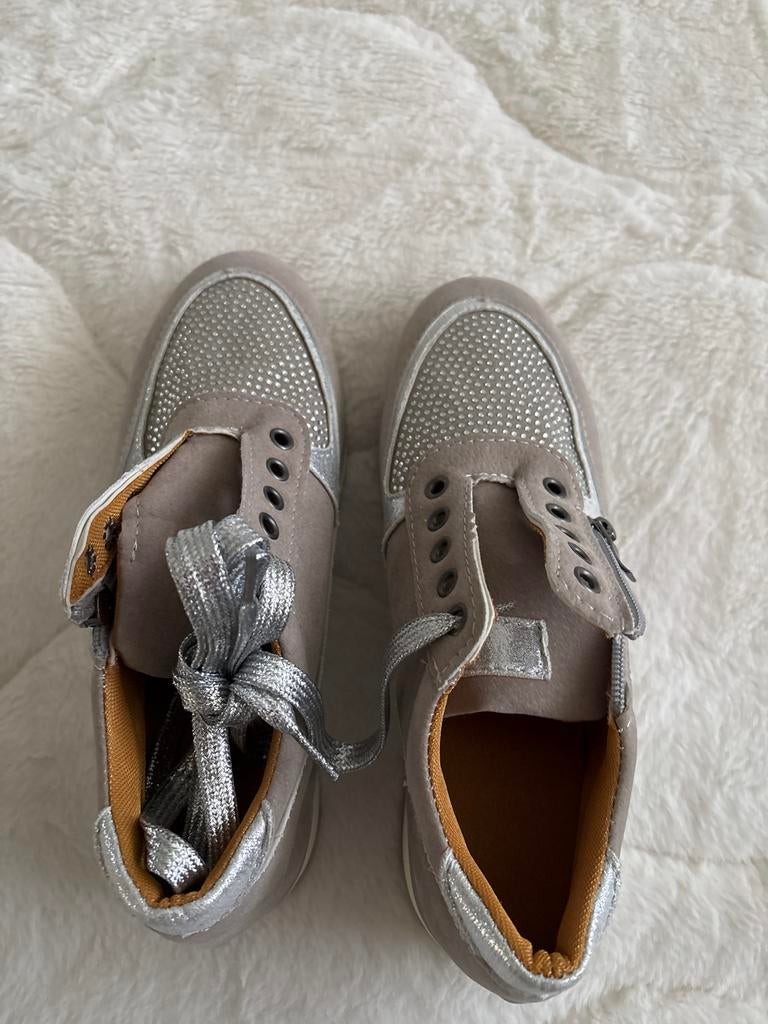 Nieuwe Sneakers - Nooit Gedragen! Maat 38 merk north star, Ophalen of Verzenden, Nieuw, Grijs, Sneakers of Gympen