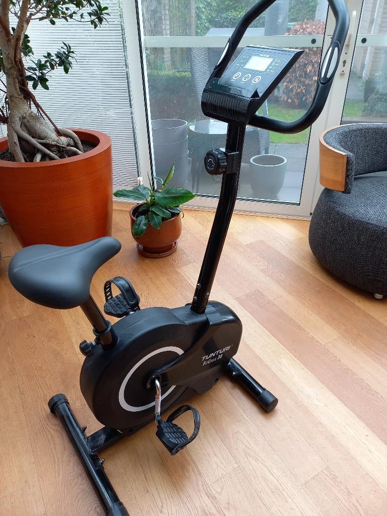 Fitness fiets: Tunturi FitCycle 30, Sport en Fitness, Ophalen, Benen, Zo goed als nieuw, Metaal