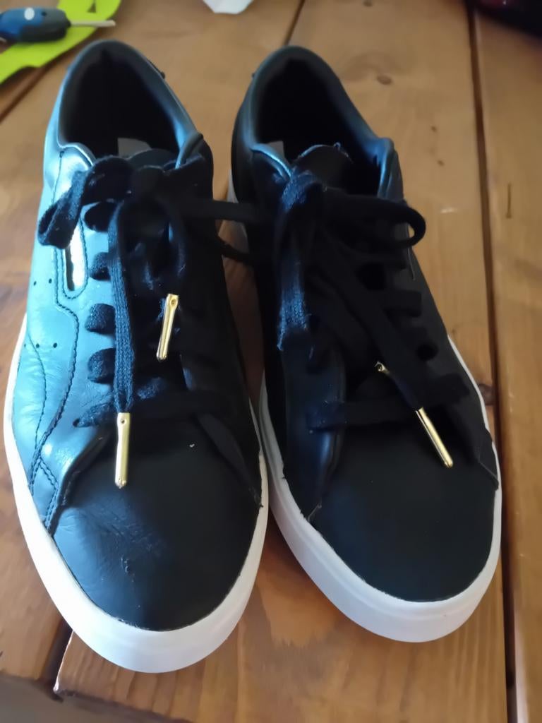 Adidas Sleek Sneakers - Zwart, Adidas, Zwart, Ophalen of Verzenden, Sneakers of Gympen