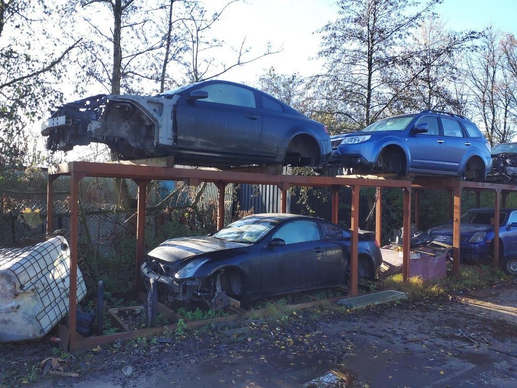 Nissan skyline v35 / infiniti g35  coupe en sedan onderdel, Ophalen of Verzenden, Gebruikt, Voor, Universele onderdelen