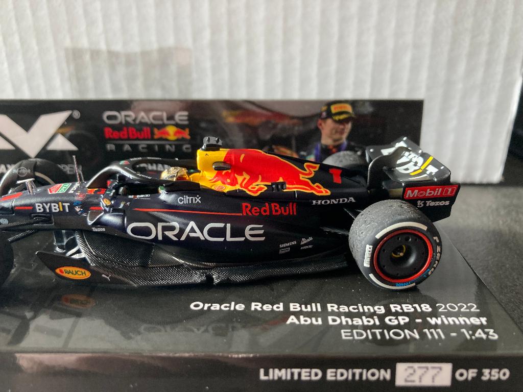 ✅ Max Verstappen 1:43 editie 111 Winner Abu Dhabi GP 2022, Ophalen of Verzenden, Nieuw, Formule 1