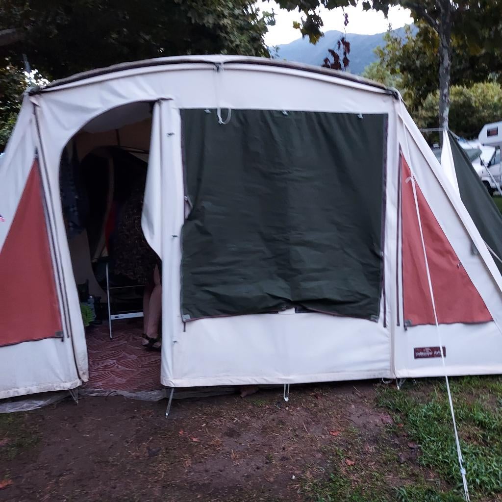 te Koop: Holtkamper Astro XL met kidstent., Ophalen, Meerkleurig, Aanwezig, Holtkamper