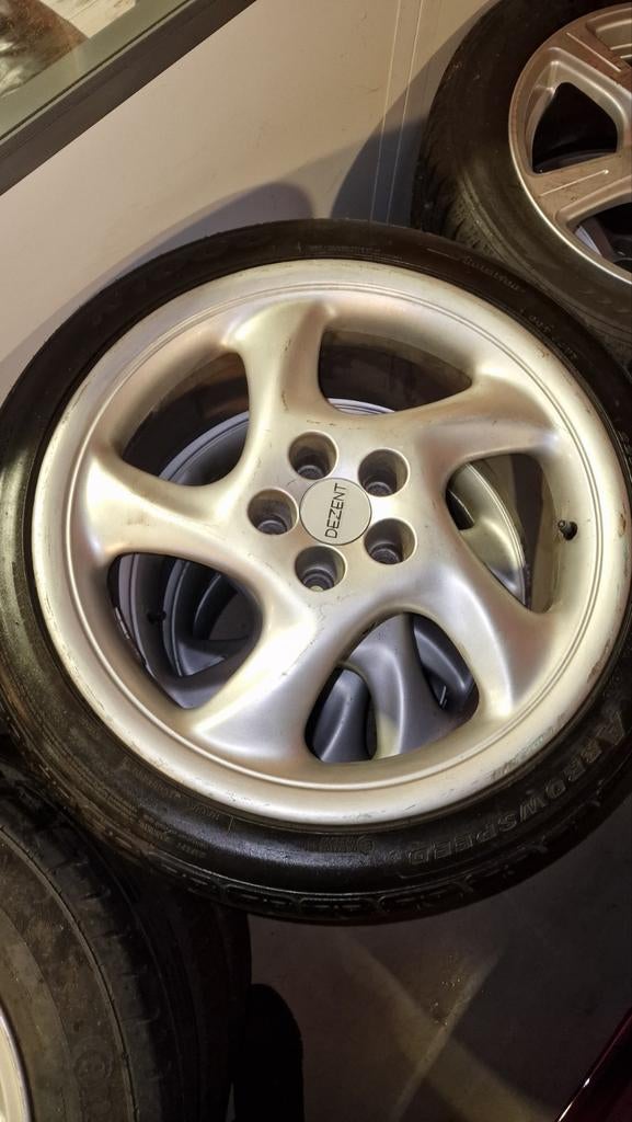 Banden en Porsche Cup Velgen 225/40 ZR18, Auto-onderdelen, 18 inch, Gebruikt, Banden en Velgen, Ophalen of Verzenden