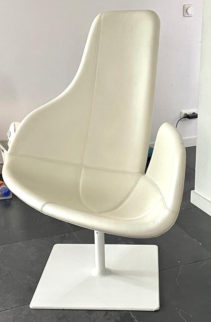 Moroso Fjord Relax draaifauteuil wit leder, witte poot, Huis en Inrichting, Fauteuils, 75 tot 100 cm, Ophalen of Verzenden, Zo goed als nieuw