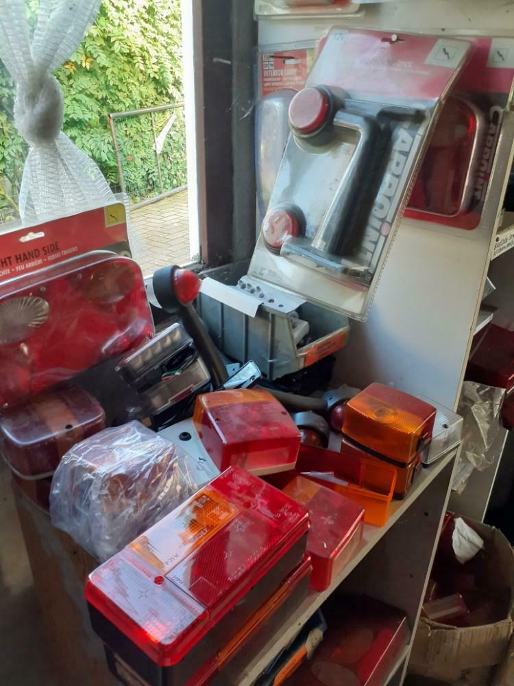 Verlichting en onderdelen  opruiming 5 euro afhaalprijs, Ophalen, Nieuw