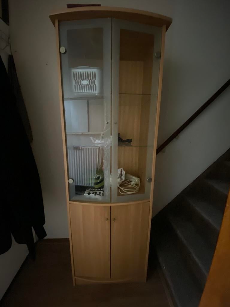 Vitrinekast beuken in prima staat, Huis en Inrichting, Kasten | Vitrinekasten, Ophalen, Overige materialen, Minder dan 50 cm, Gebruikt