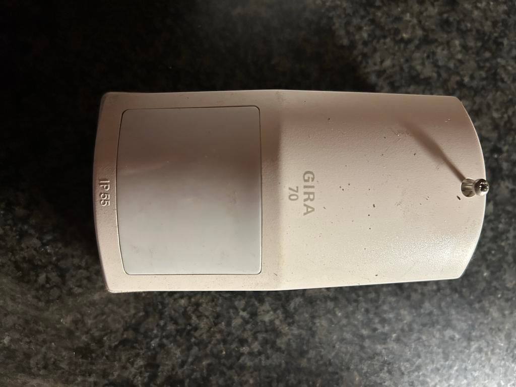 Gira sensor nieuw in doos, Ophalen of Verzenden, Nieuw, Detector, Sensor of Melder, Beweging
