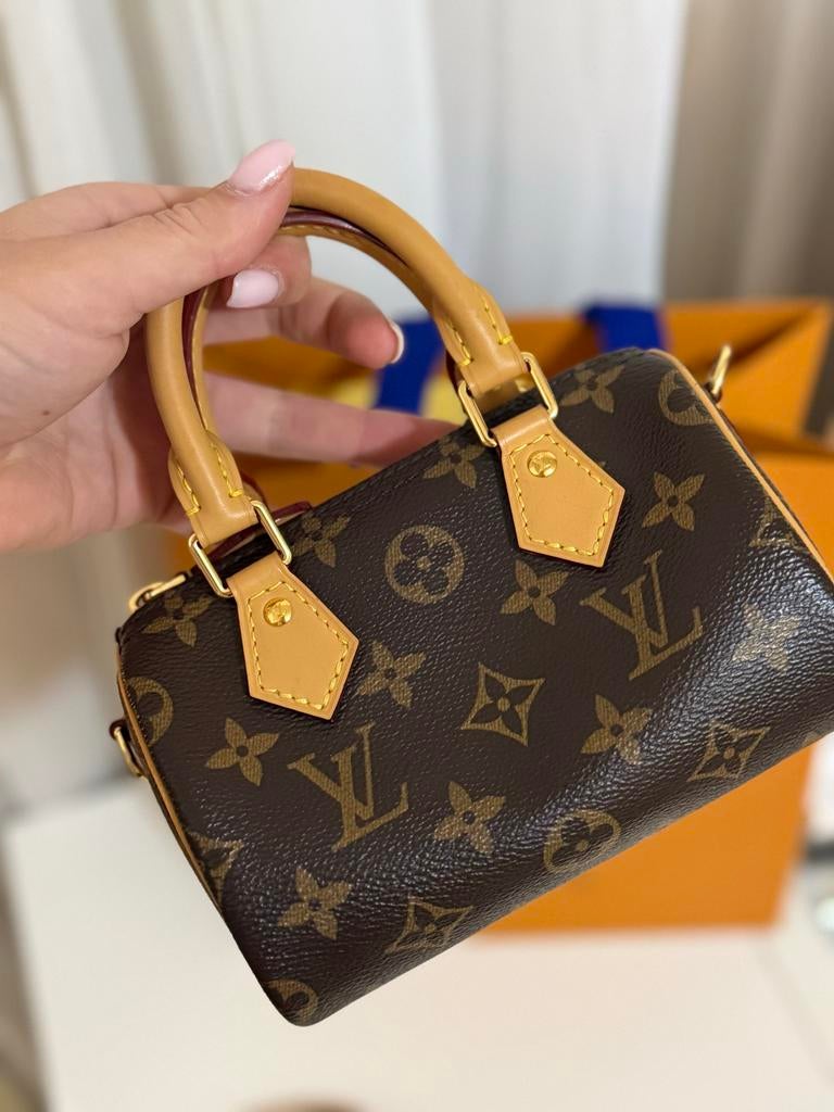 Louis Vuitton Nano Speedy, Ophalen of Verzenden, Zo goed als nieuw, Bruin, Handtas
