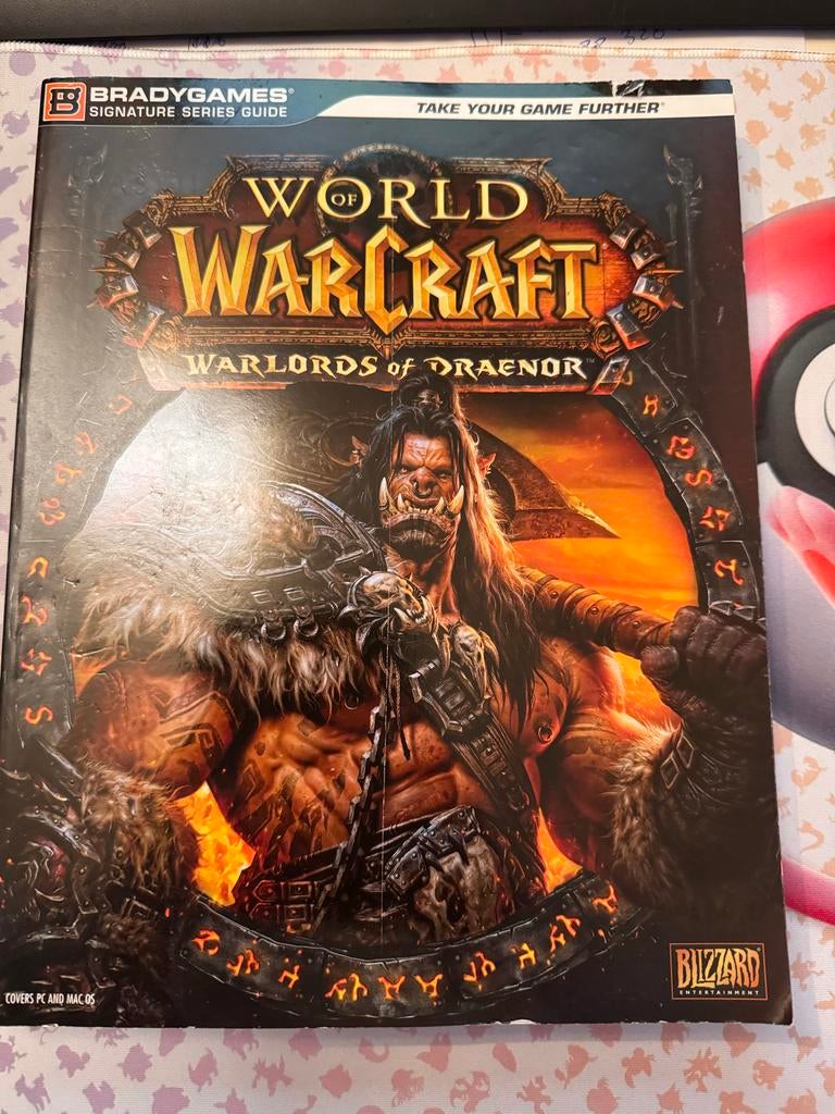 World of Warcraft: Warlords of Draenor - BradyGames Guide, Ophalen of Verzenden, Zo goed als nieuw, E-commerce en Internet