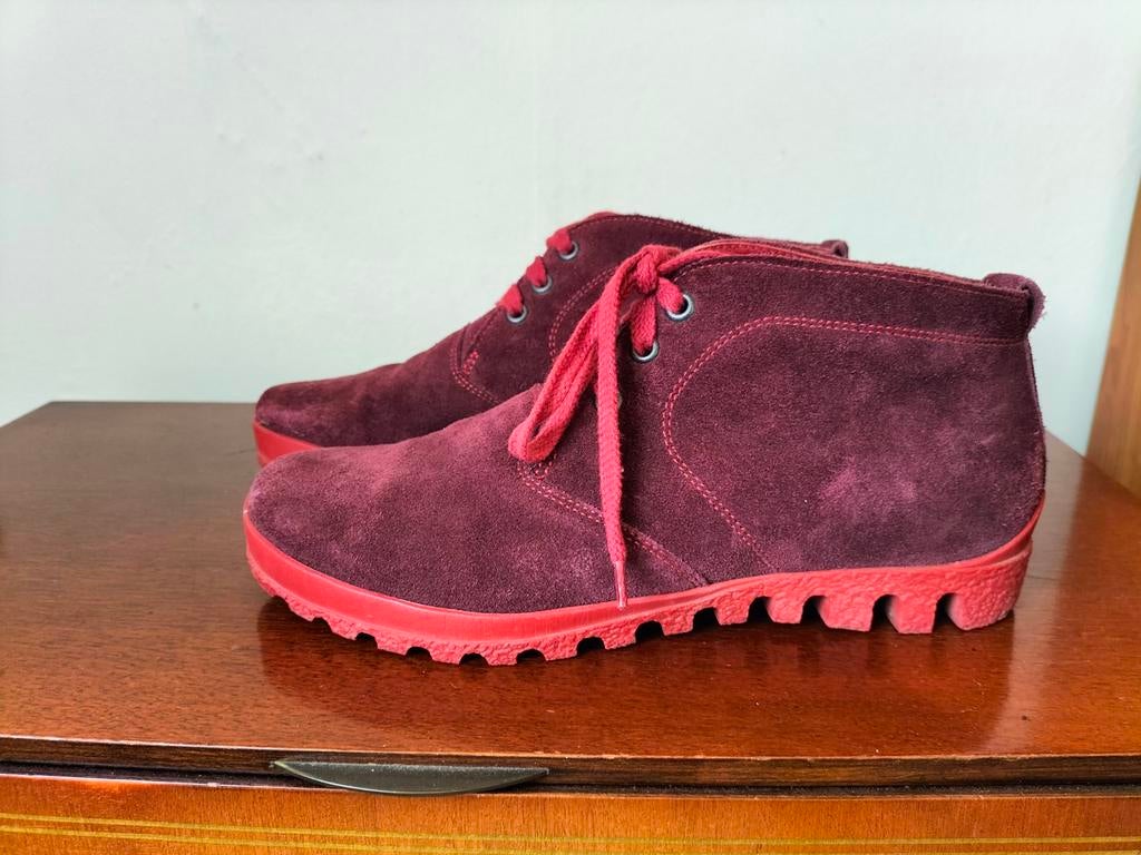 schoenen / veterschoenen van Think! maat 38, Kleding | Dames, Schoenen, Zo goed als nieuw, Sneakers of Gympen, Rood, Ophalen