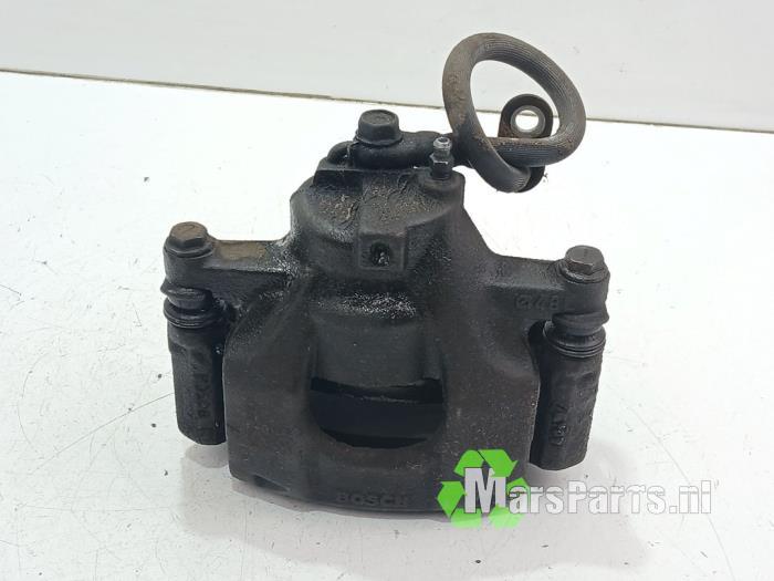 Remklauw (Tang) links-voor van een Peugeot 107, Gebruikt, -, -, Ophalen of Verzenden