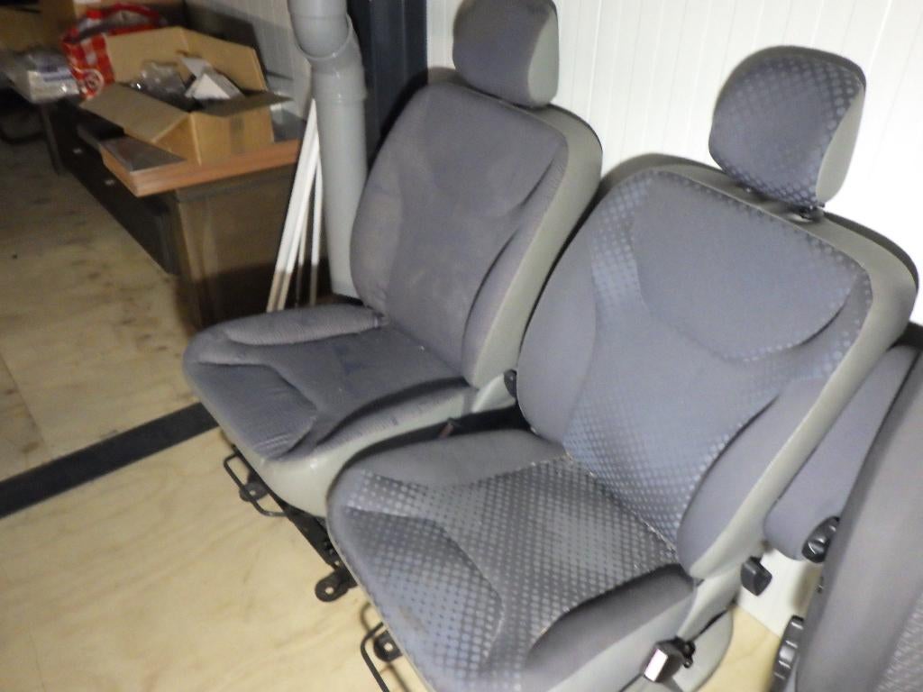 renault trafic passagiers stoelen en nog meer, Ophalen of Verzenden, Nieuw, Renault