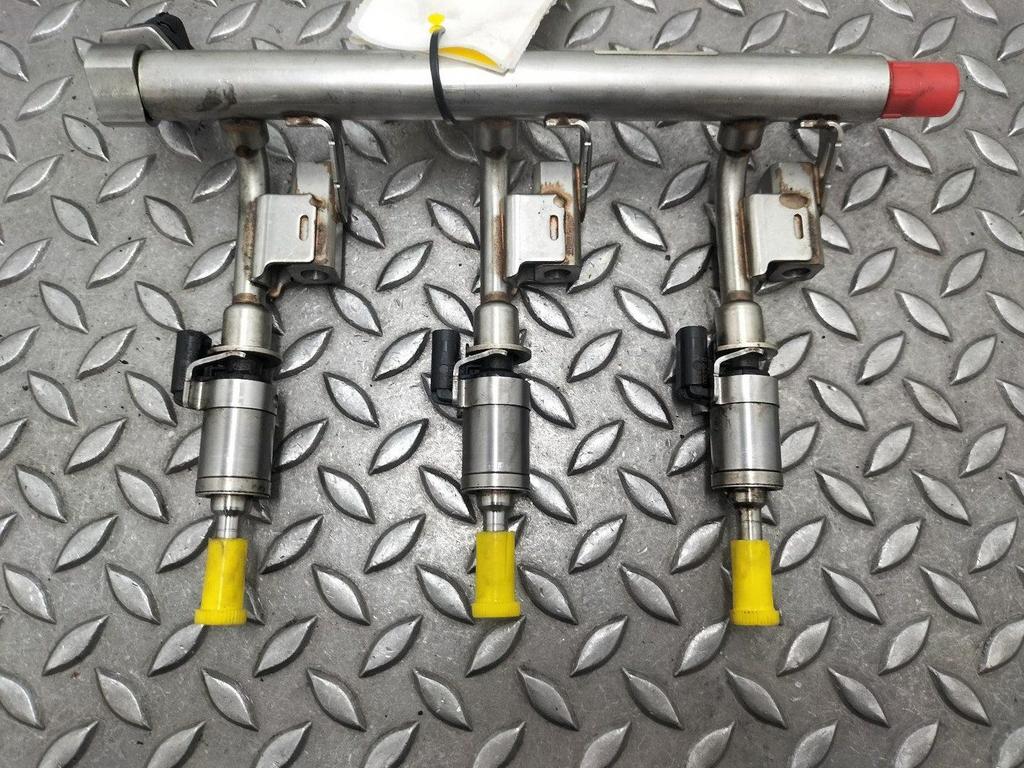 FORD FOCUS C MAX BRANDSTOF INJECTOR / VERSTUIVER 2015, Ophalen of Verzenden, Gebruikt, Stiba lid