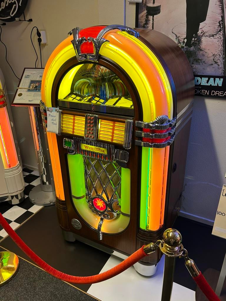 Kant en klare singel,cd Wurlitzer OMT jukeboxen op voorraad., Ophalen, Zo goed als nieuw, 1970 tot heden, Wurlitzer