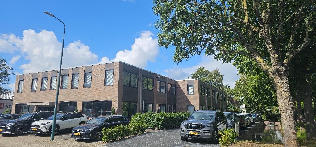 LAATSTE Kantoor- Praktijkruimte 23m2 in Woerden / ALL-INN, 23 m², Huur, Kantoorruimte
