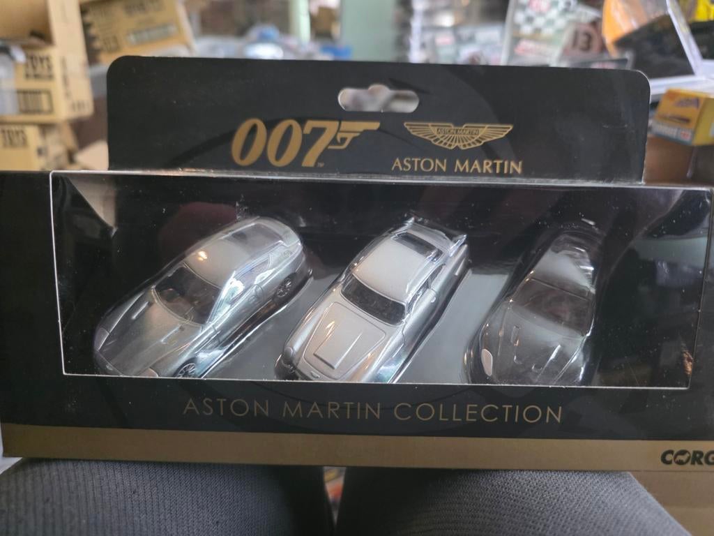 Aston Martin 007 Collectie - Nieuwstaat!, Corgi, Nieuw, Ophalen of Verzenden, Swansea, UK