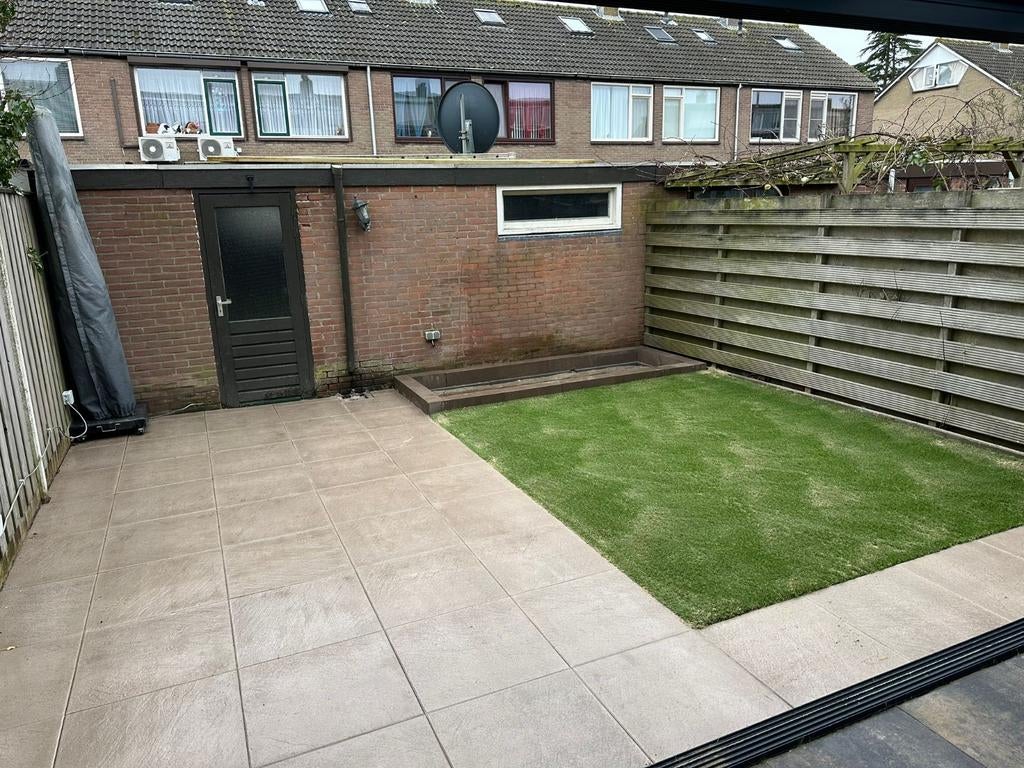 Foto 10 van Tuinaanleg & Bestrating | Schutting en vlonders
