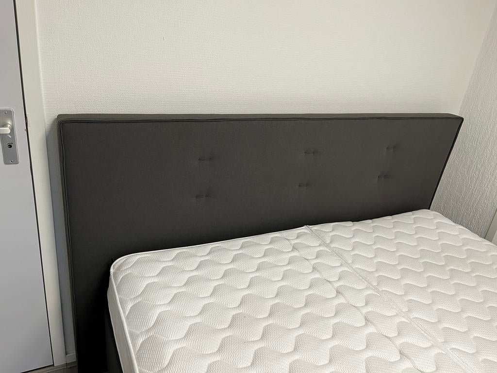 Boxspringlook waterbed 180-200 van 3295 nu 2500, Solo-systeem, Tweepersoons, Ophalen of Verzenden, Zo goed als nieuw