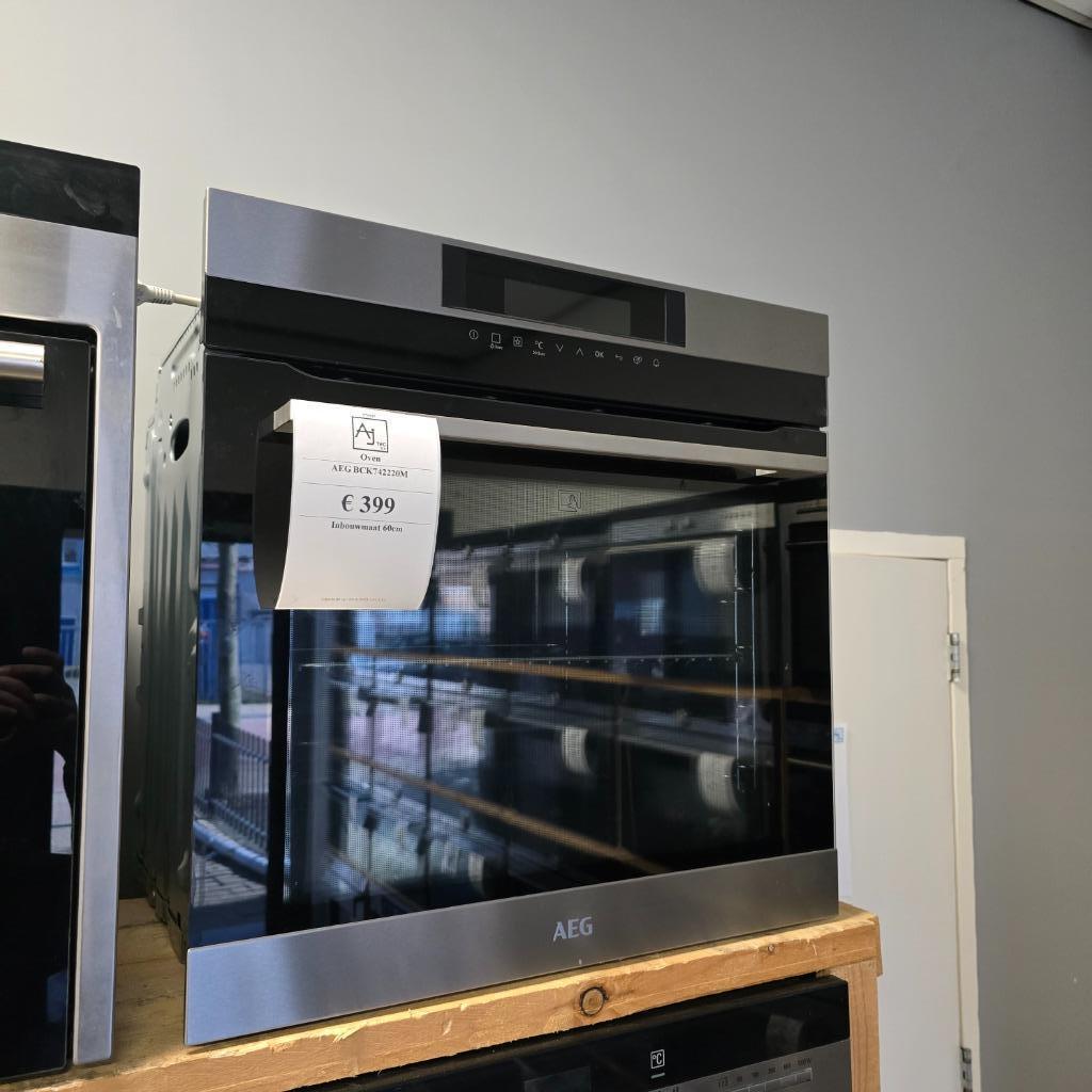 AEG Inbouw Oven BCK742220M, Witgoed en Apparatuur, Ovens, Ophalen, Oven, Hete lucht, Refurbished
