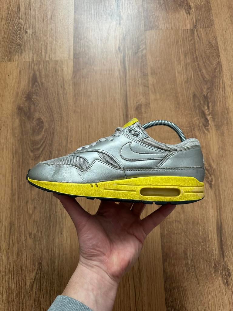 Nike Air Max 1 CMYK Silver Pack / 41, Kleding | Heren, Schoenen, Gedragen, Sneakers of Gympen, Overige kleuren, Ophalen of Verzenden