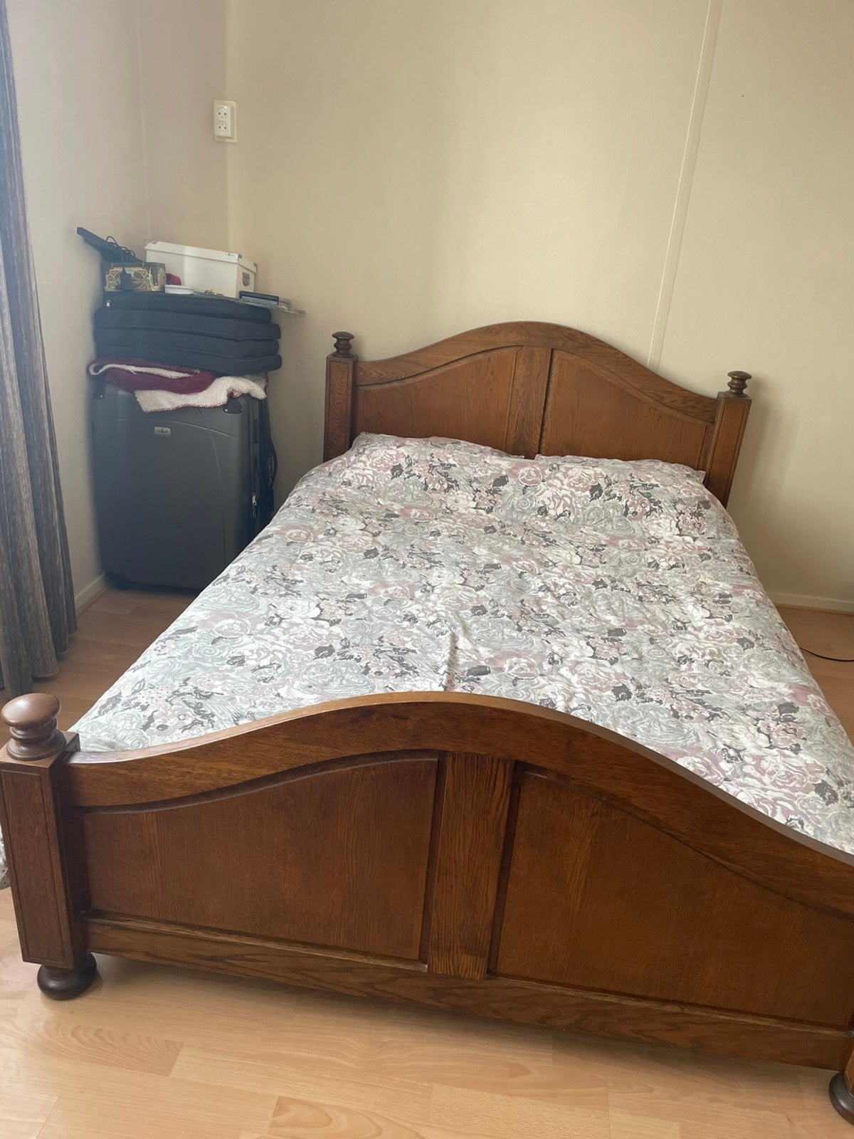GRATIS Eiken bed 1.40X2.00 M, Ophalen, Gebruikt, Twijfelaar, Donker eiken
