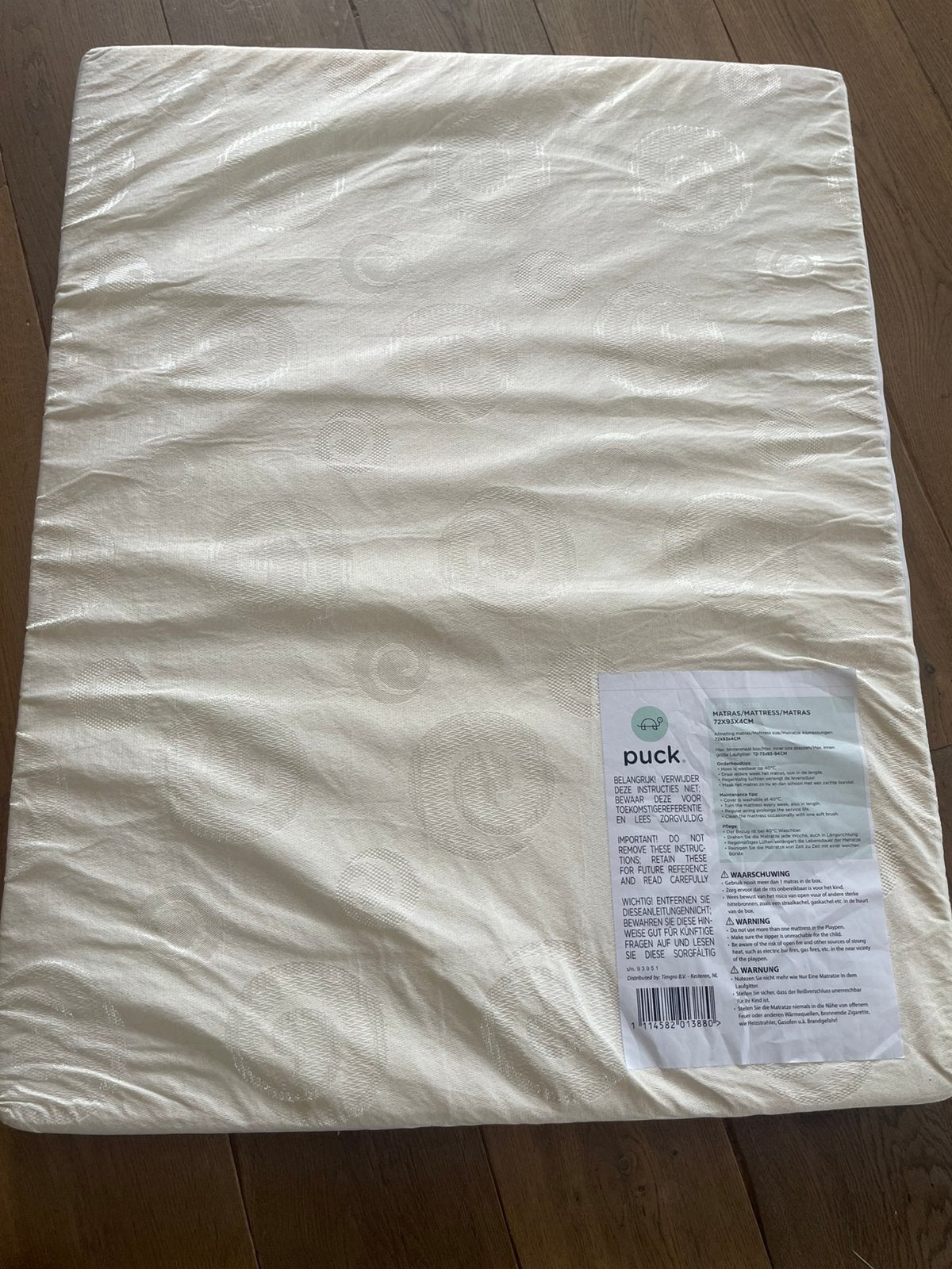 Boxmatras puck, Ophalen, Jongetje of Meisje, Wit, Zo goed als nieuw