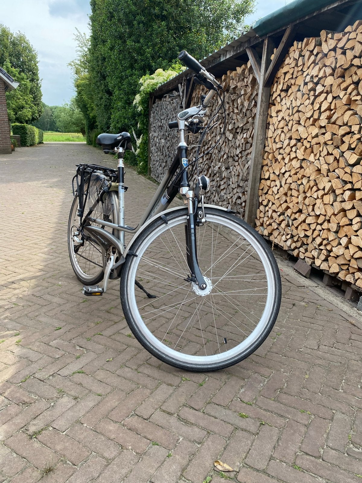 RIH Z800 Damesfiets - 27 versnellingen Shimano, frame 54cm, Velgrem, Versnellingen, Ophalen, Overige merken