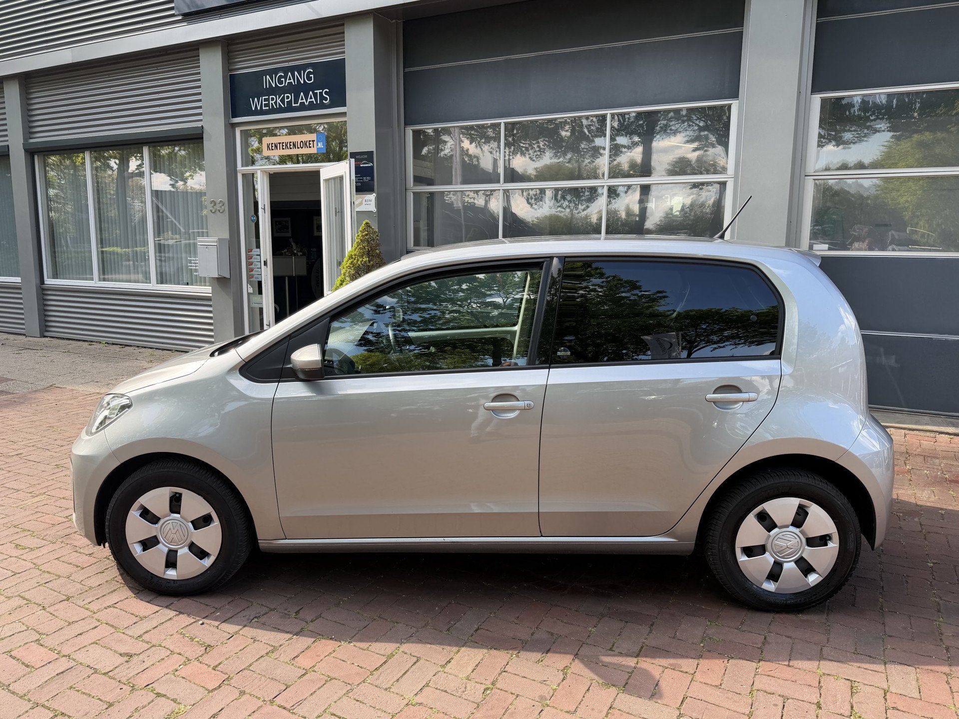 Volkswagen up! 1.0 BMT up! beats Bj 2017 Km 127.000 sound Ai, Voorwielaandrijving, Stof, Gebruikt, Handgeschakeld