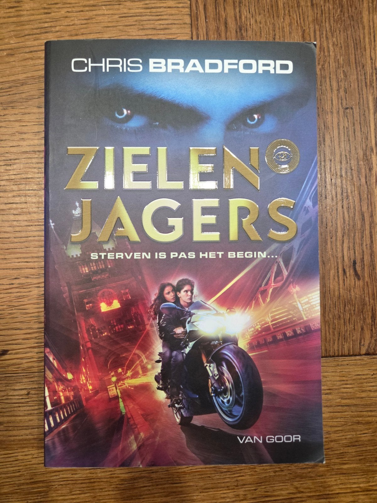Zielenvangers - Chris Bradford (Boek), Ophalen of Verzenden, Gelezen, Chris Bradford