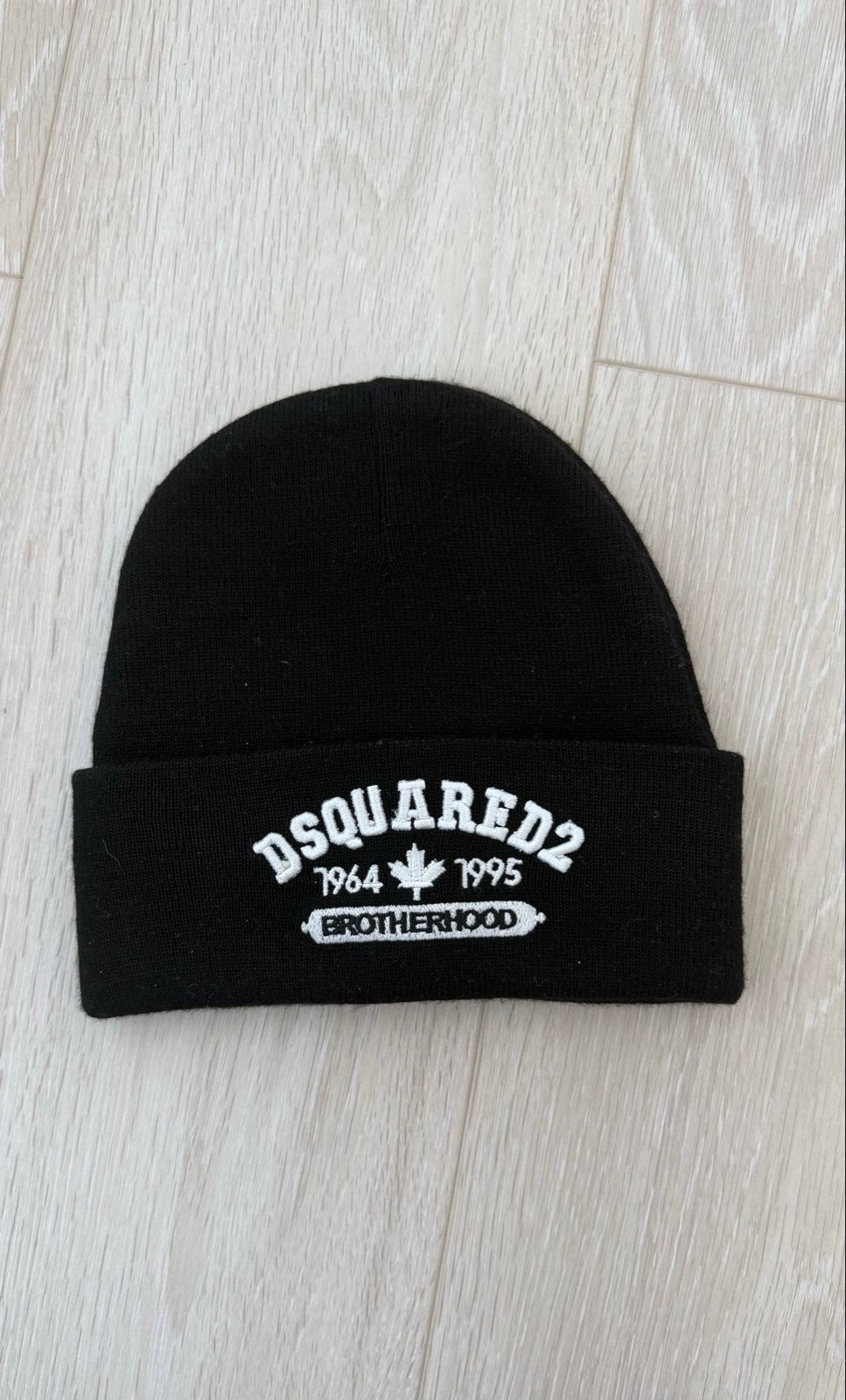 Dsquared2 Muts Zwart - nieuw, Kleding | Dames, Hoeden en Petten, Ophalen of Verzenden, Zo goed als nieuw, One size fits all, Hoed