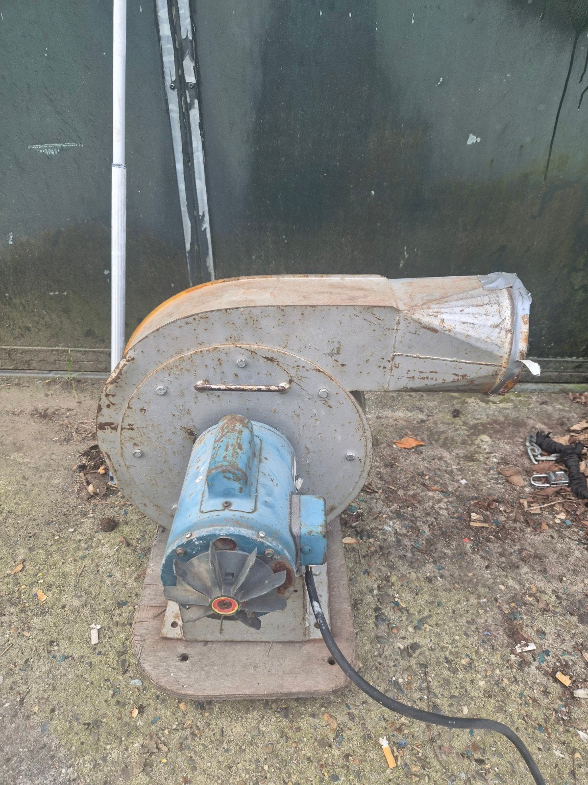 Industriële Blower / Afzuiger met AC Motor, Ophalen, Gebruikt