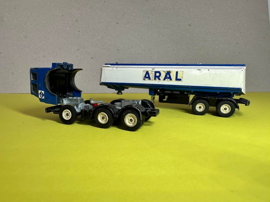 Siku V288 Henschel F201S Aral tankwagen, Ophalen of Verzenden, Zo goed als nieuw, Bus of Vrachtwagen, SIKU