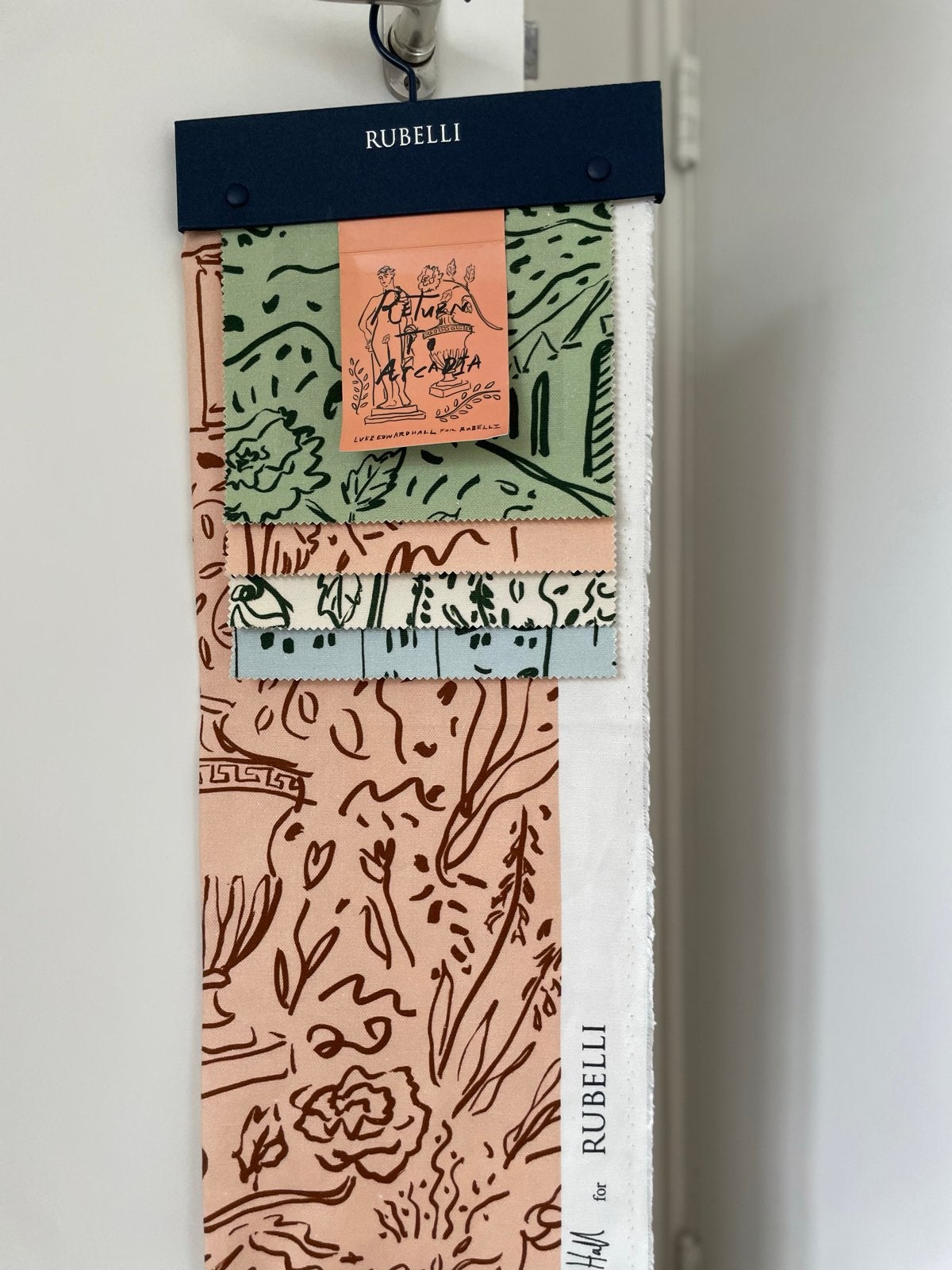 Rubelli Rousham Pink Stof - Katoen/Linnen (114x72cm), Nieuw, Ophalen of Verzenden, 30 tot 120 cm, Katoen