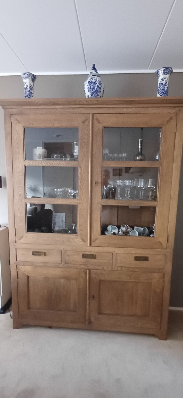 Mooie eikenhouten buffet, vitrine kast., Huis en Inrichting, Kasten | Buffetkasten, Ophalen, 50 tot 100 cm, 150 tot 200 cm, 25 tot 50 cm