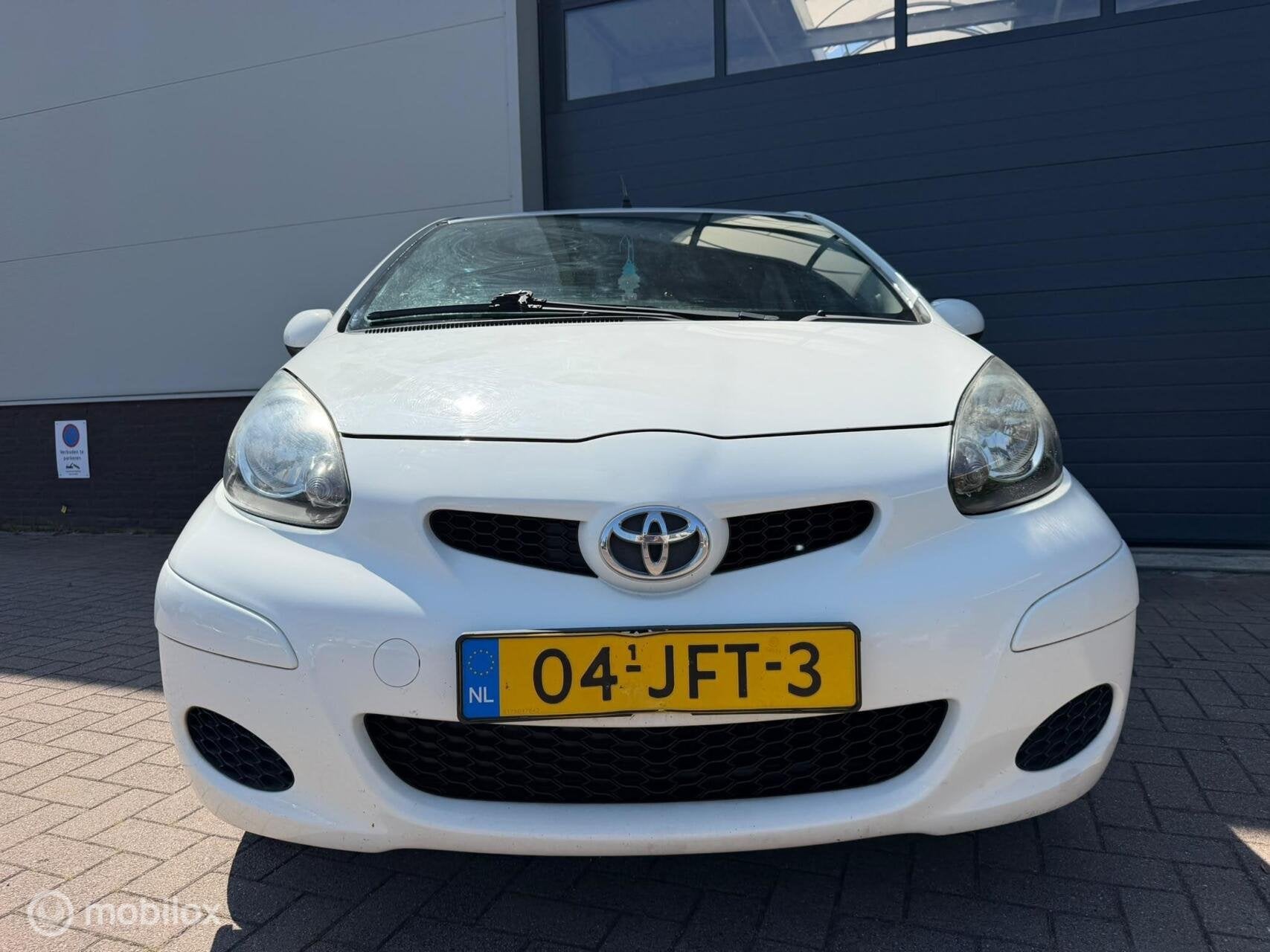 Toyota Aygo 1.0-12V Comfort, Voorwielaandrijving, Gebruikt, 4 stoelen, Origineel Nederlands