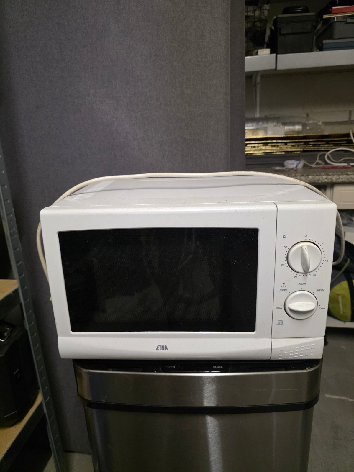 Etna Magnetron - Compact en Functioneel, Ophalen, Gebruikt, Minder dan 45 cm, Magnetron