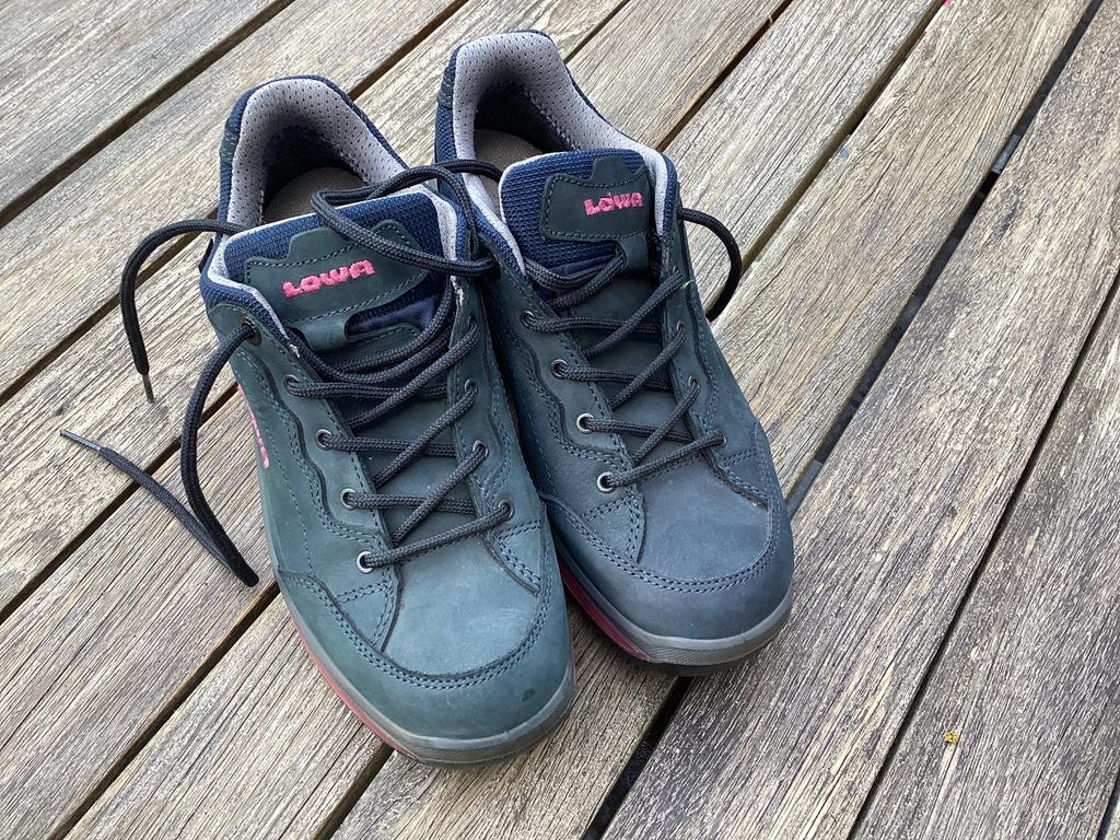Lowa wandelschoen maat 38, Ophalen of Verzenden, Zo goed als nieuw, Schoenen