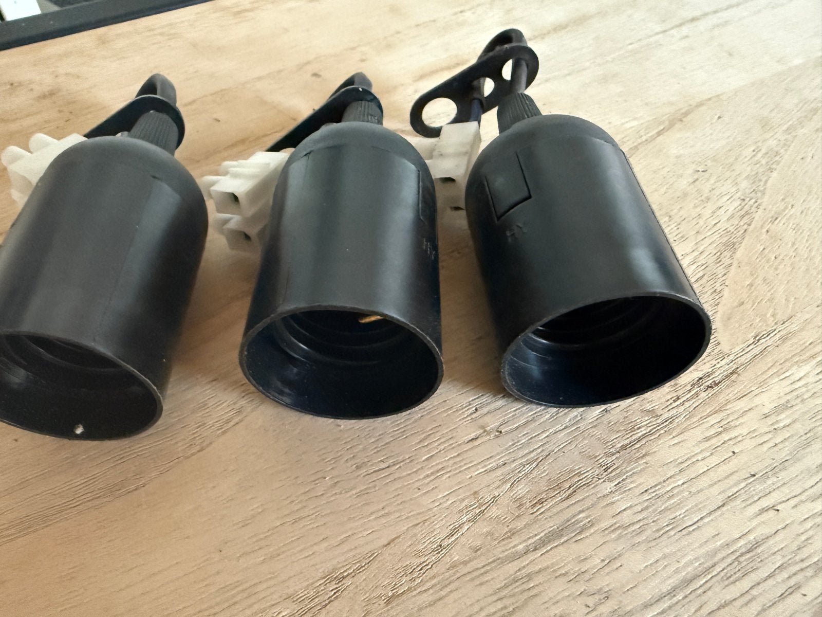 Set van 3 zwarte lamphouders - E27 fitting, Ophalen, Gebruikt, E27 (groot), Overige typen