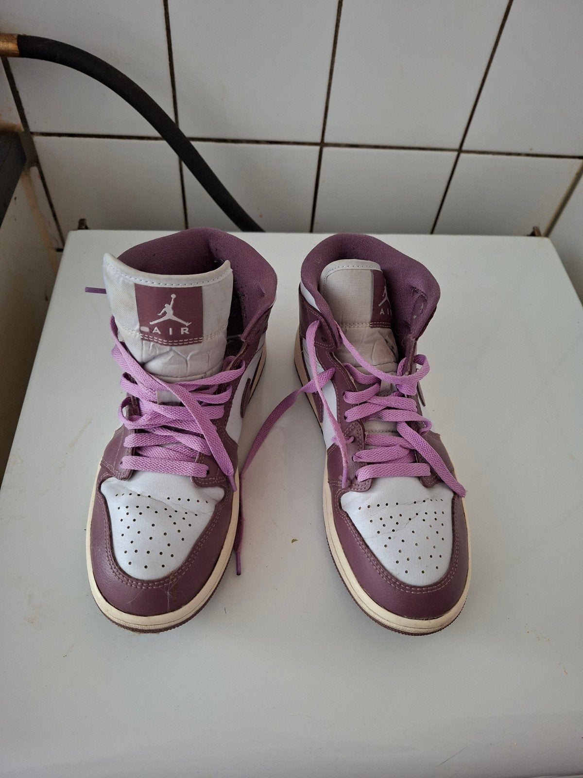 Roze Nike Air Jordan WMNS maat 38,5, Ophalen of Verzenden