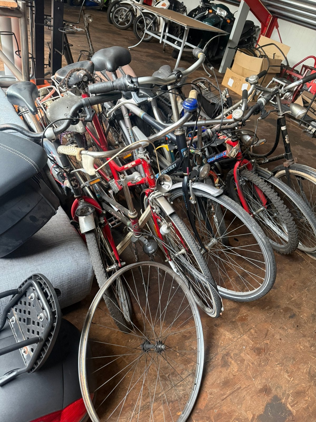 Partij fietsen en onderdelen, Ophalen, Gebruikt