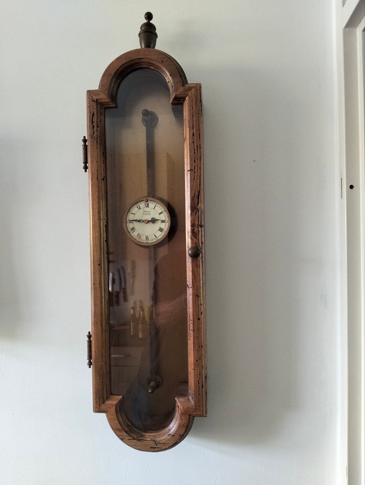 Antieke zaagklok in originele kast, Antiek en Kunst, Ophalen