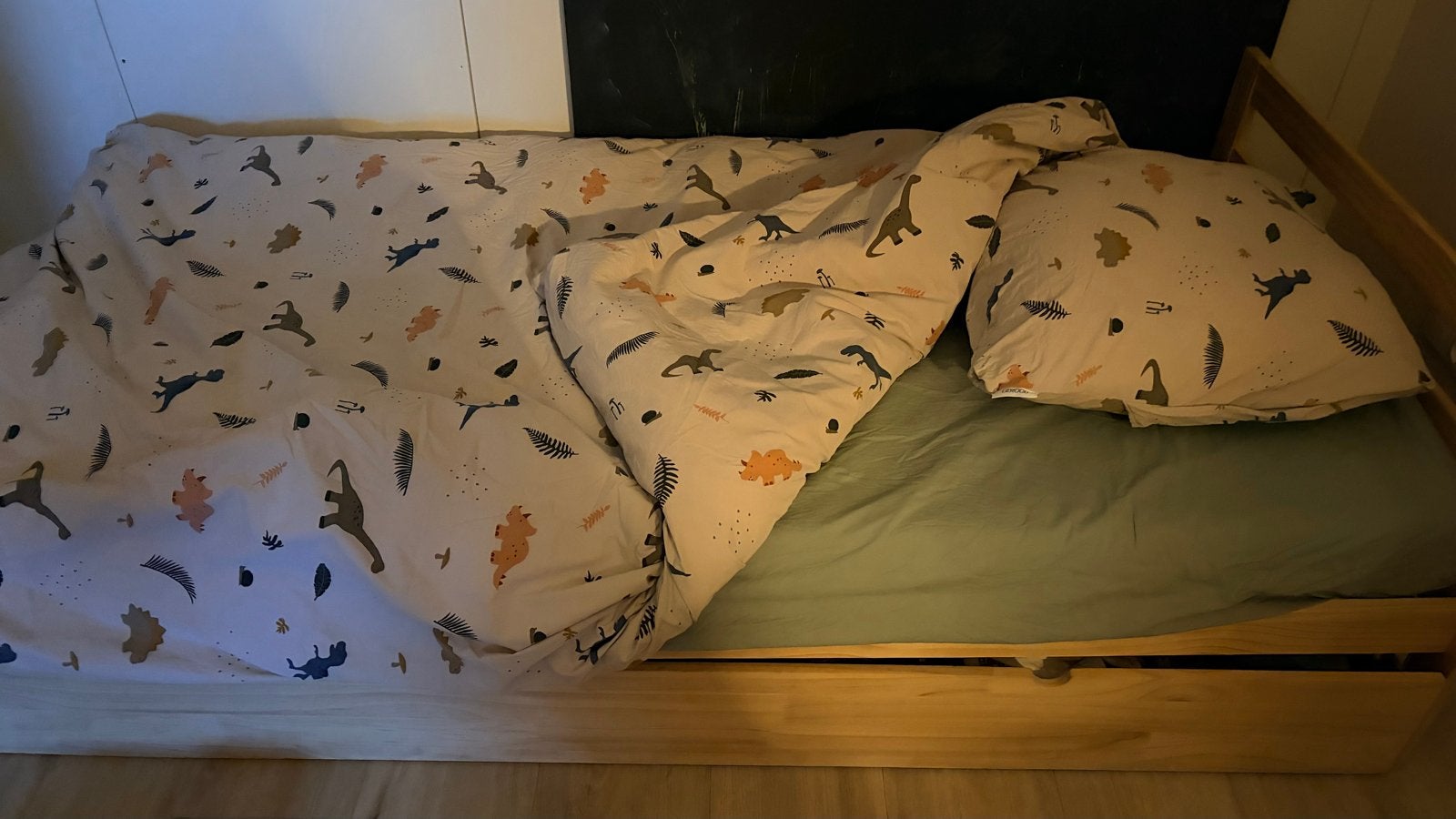 Houten uitschuifbaar bed met opberglades, Ophalen, 90 cm, 200 cm, Hout