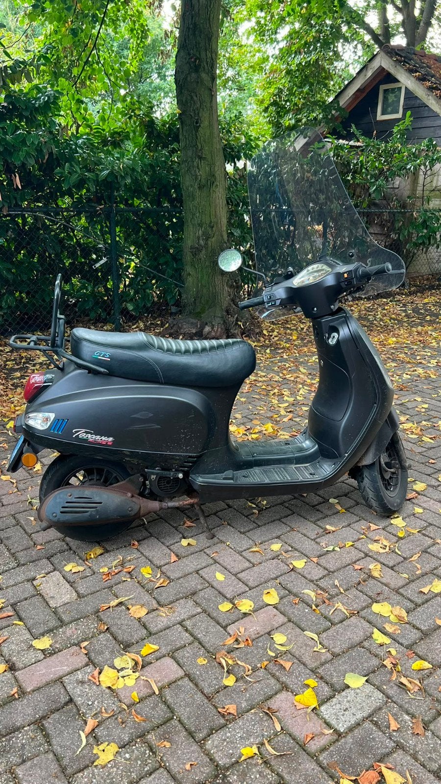 GTS Toscana Scooter - Mat Zwart, Fietsen en Brommers, Snorfietsen en Snorscooters, Ophalen, Gebruikt, Benzine, Overige merken
