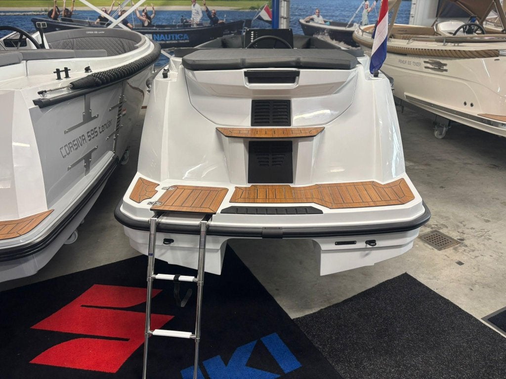 Corsiva 600 Tender | DF 20 ARS, Tender, Nieuw, 6 m, Corsiva