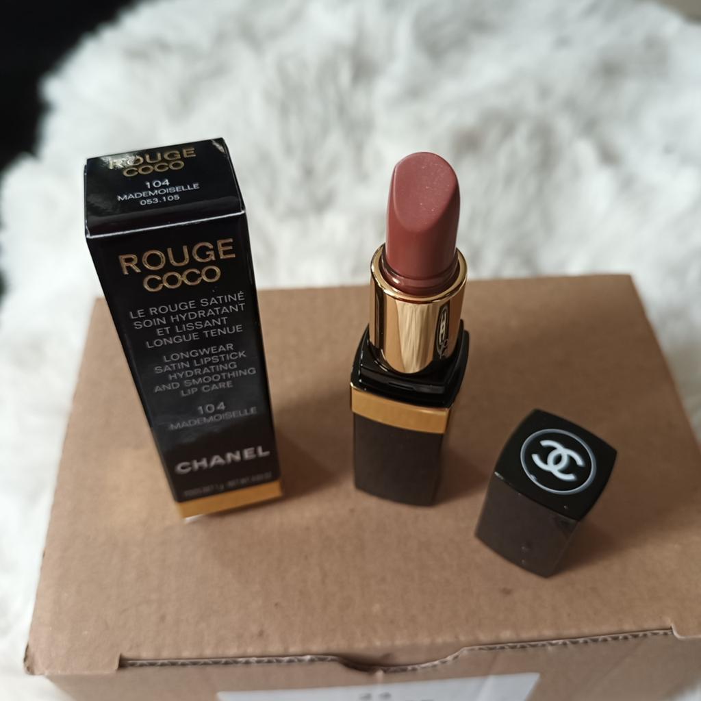 CHANEL rouge coco mademoiselle mini lipstick...nieuw, Ophalen of Verzenden, Nieuw, Lippen