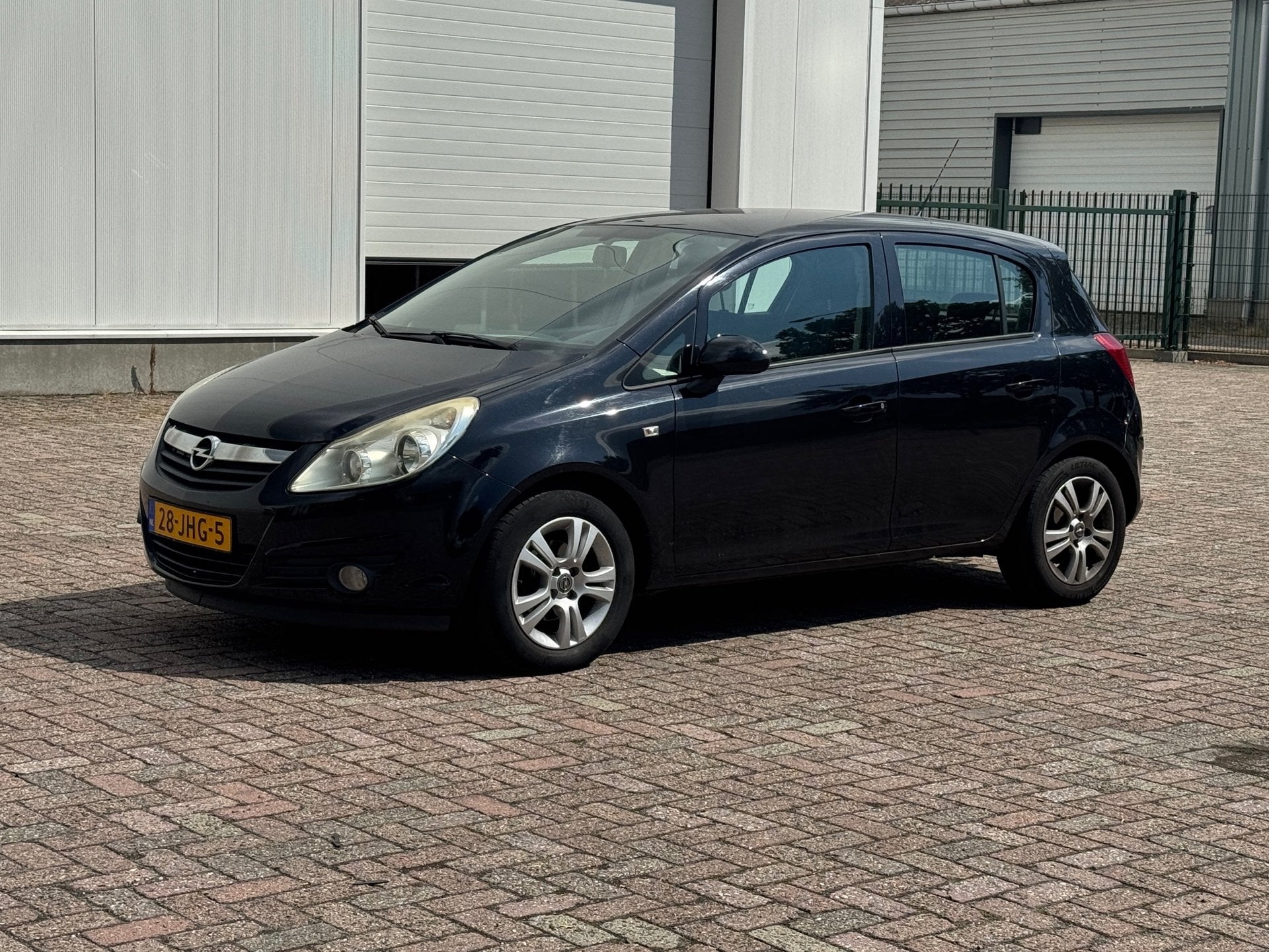 Opel Corsa 1.4-16V Edition, Voorwielaandrijving, Gebruikt, 4 cilinders, Origineel Nederlands