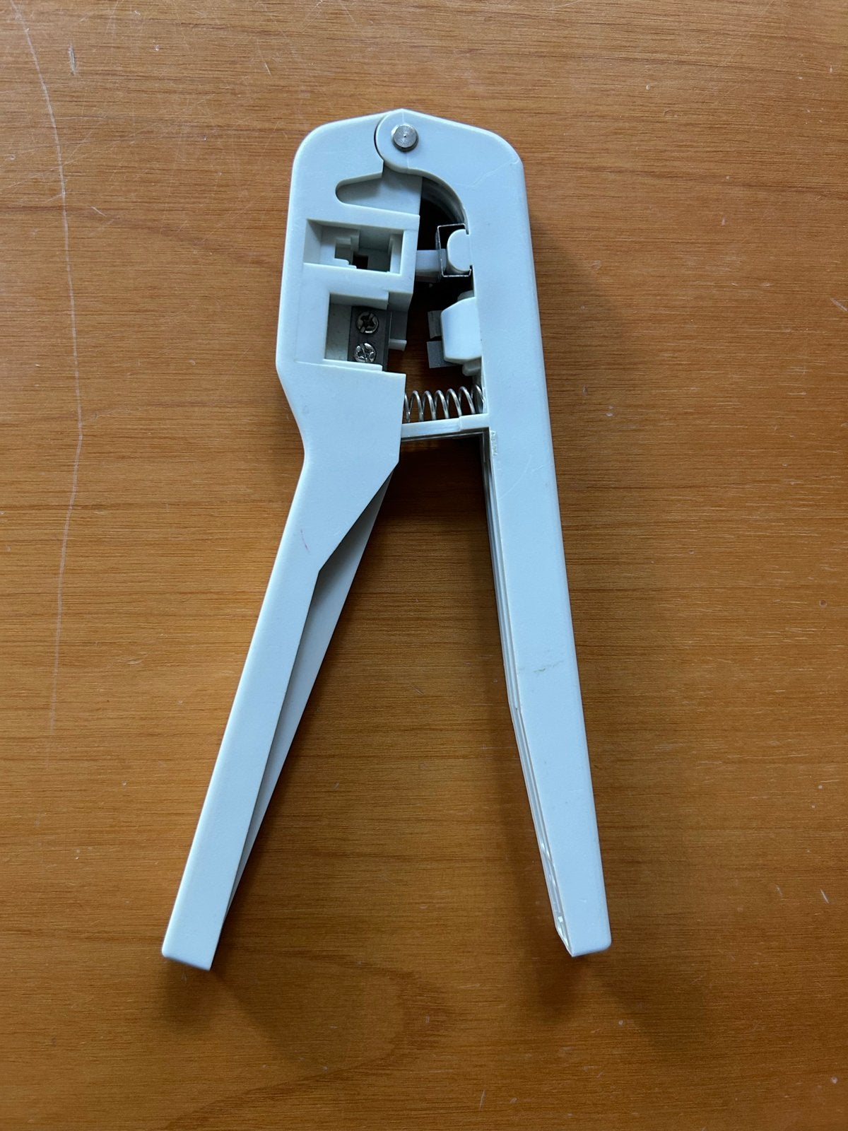 RCA Stripping / Crimping Telefoondraad Gereedschap & Pluggen, Ophalen of Verzenden, Zo goed als nieuw