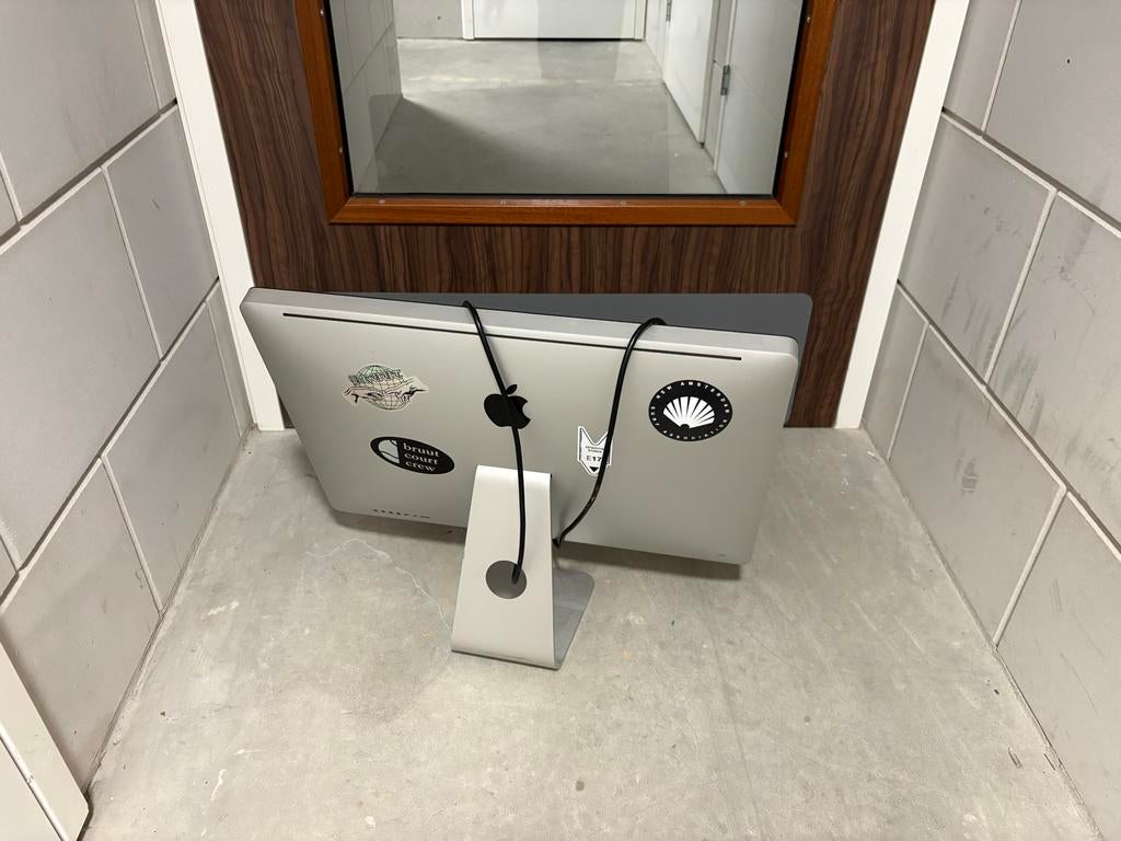 iMac (locked) - Ideaal voor onderdelen of reparatie, Computers en Software, Apple Desktops, Minder dan 4 GB, IMac, Ophalen of Verzenden